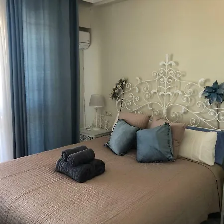 Apartment Luxury Oceanfront Triplex In